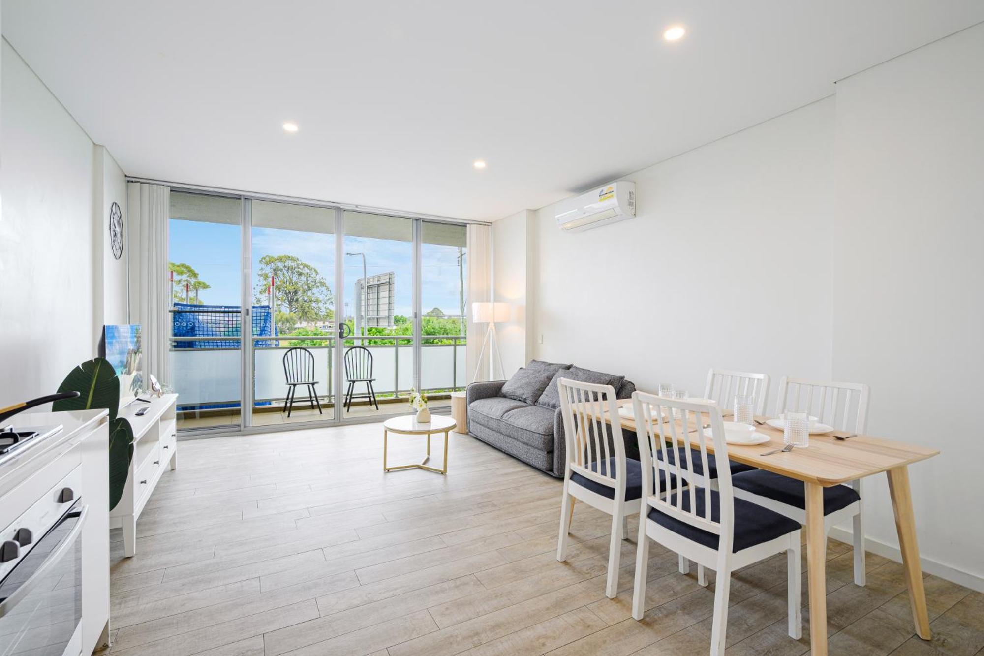 Liverpool Adorable 2Br Apt With Free Parking Warwick Farm Eksteriør bilde
